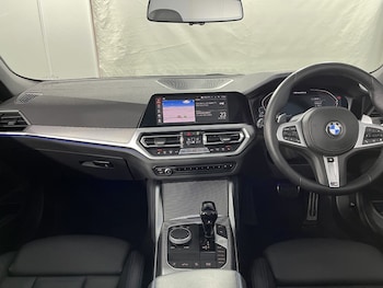 Used BMW 4 Series 2022 for sale - 76981089: Photo