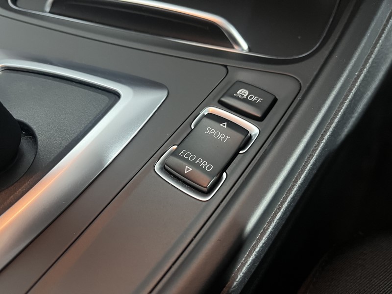 Used BMW 3 Series 2018 for sale - 77406442: Photo 34