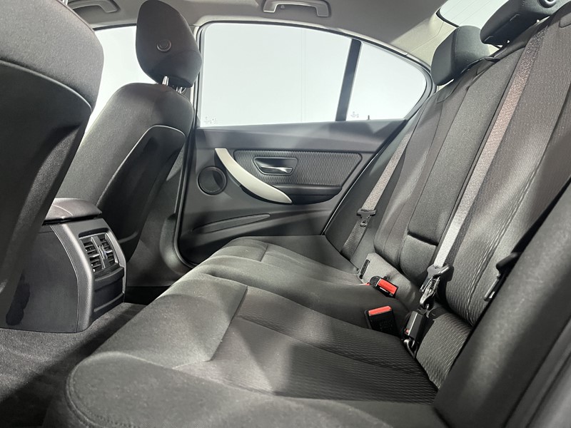 Used BMW 3 Series 2018 for sale - 77406442: Photo 36