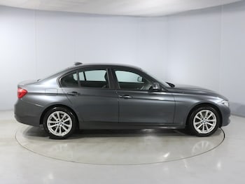 Used BMW 3 Series 2018 for sale - 77406442: Photo