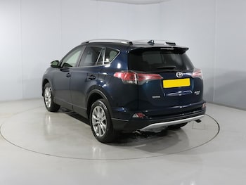 Used Toyota RAV4 2017 for sale - 79045055: Photo
