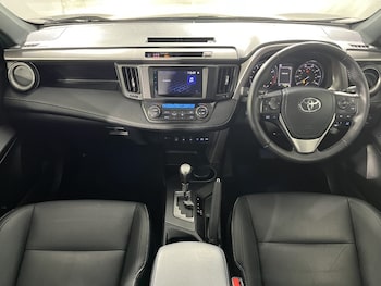 Used Toyota RAV4 2017 for sale - 79045055: Photo