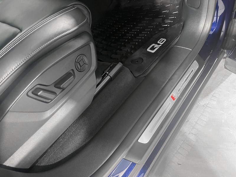 Used Audi Q8 2020 for sale - 76981752: Photo 27