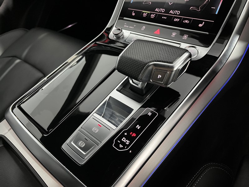 Used Audi Q8 2020 for sale - 76981752: Photo 30