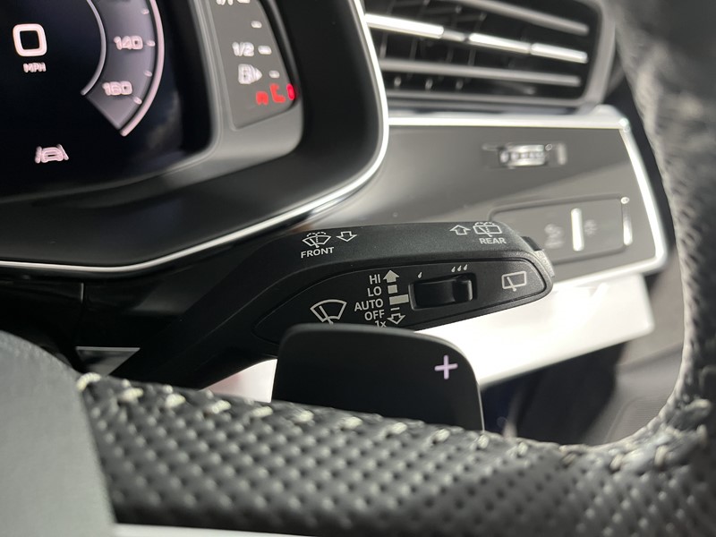 Used Audi Q8 2020 for sale - 76981752: Photo 31