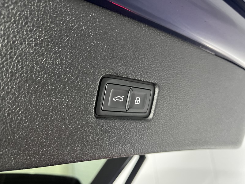 Used Audi Q8 2020 for sale - 76981752: Photo 43