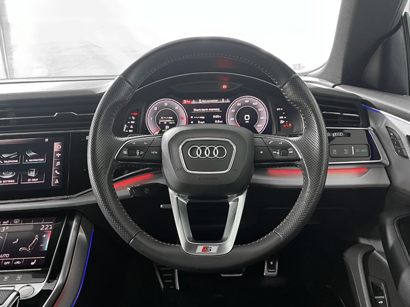 Used Audi Q8 2020 for sale - 76981752: Photo 5