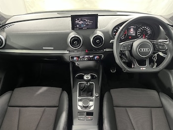 Used Audi A3 2019 for sale - 76981118: Photo