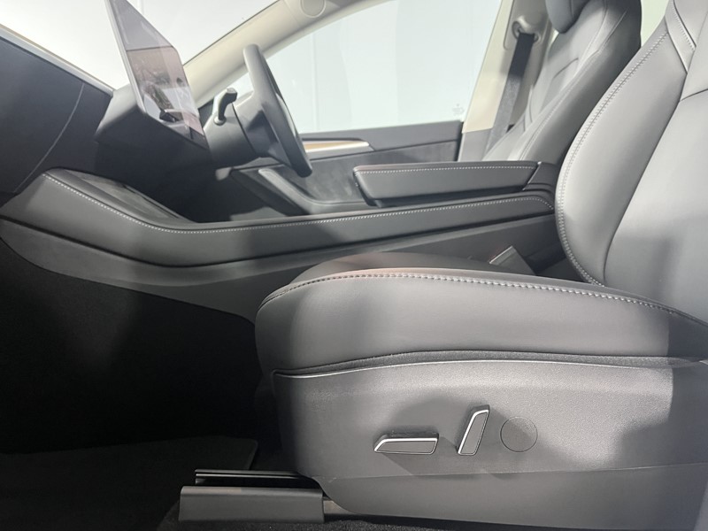 Used Tesla Model Y 2023 for sale - 76981685: Photo 33