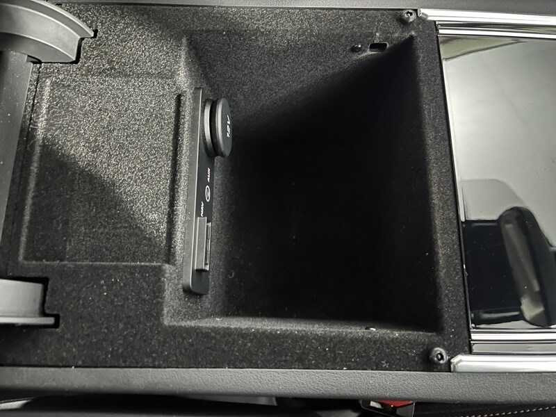 Used Jaguar XE 2017 for sale - 77789145: Photo 31