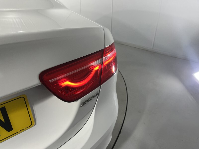 Used Jaguar XE 2017 for sale - 77789145: Photo 40