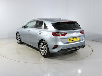 Used Kia Ceed 2023 for sale - 77762962: Photo