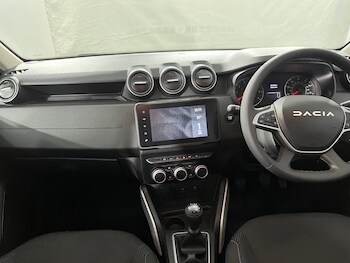 Used Dacia Duster 2023 for sale - 78495621: Photo