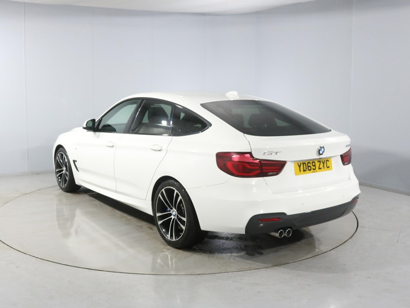 Used BMW 3 Series 2019 for sale - 77274381: Photo 2