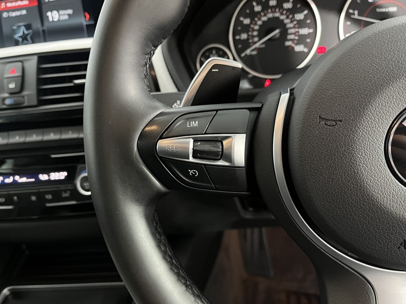 Used BMW 3 Series 2019 for sale - 77274381: Photo 24