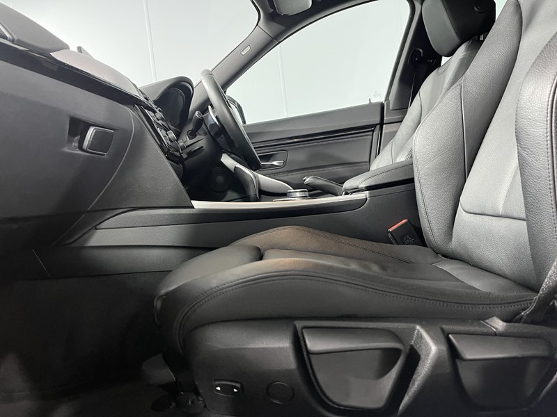 Used BMW 3 Series 2019 for sale - 77274381: Photo 36