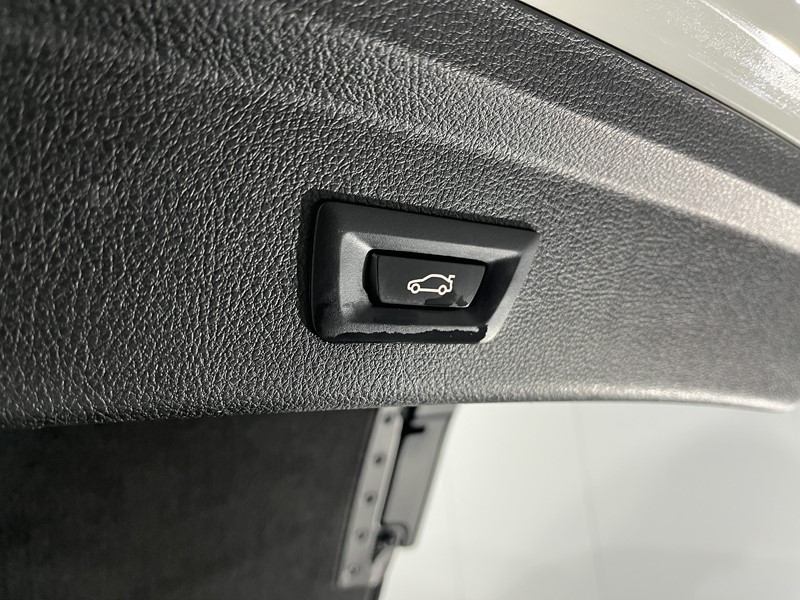 Used BMW 3 Series 2019 for sale - 77274381: Photo 46