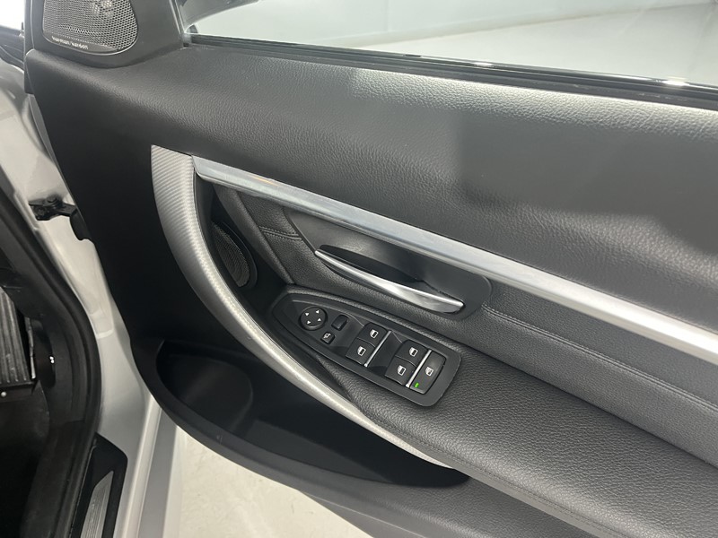 Used BMW 3 Series 2018 for sale - 76981527: Photo 20