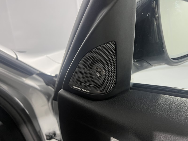 Used BMW 3 Series 2018 for sale - 76981527: Photo 21