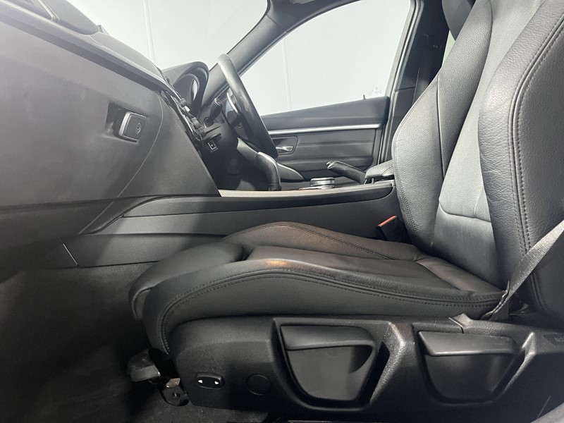 Used BMW 3 Series 2018 for sale - 76981527: Photo 36