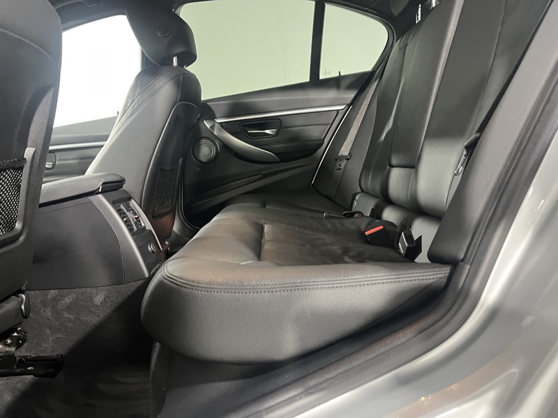 Used BMW 3 Series 2018 for sale - 76981527: Photo 37