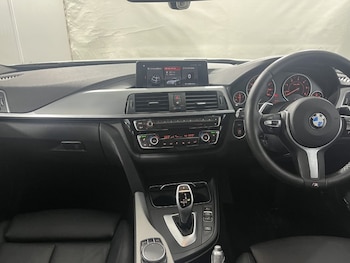 Used BMW 3 Series 2018 for sale - 76981527: Photo