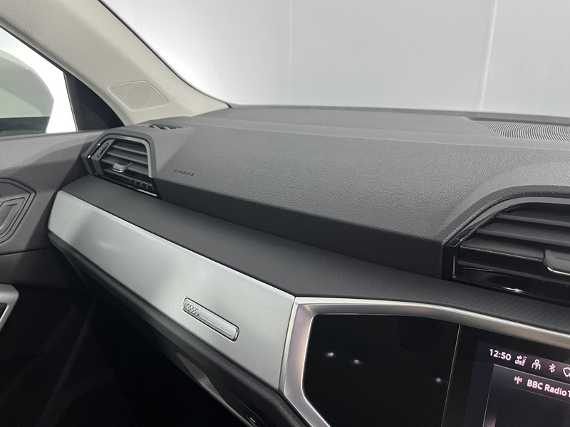 Used Audi Q3 2022 for sale - 77665200: Photo 24