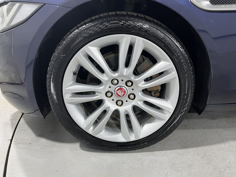 Used Jaguar XE 2017 for sale - 78025624: Photo 14