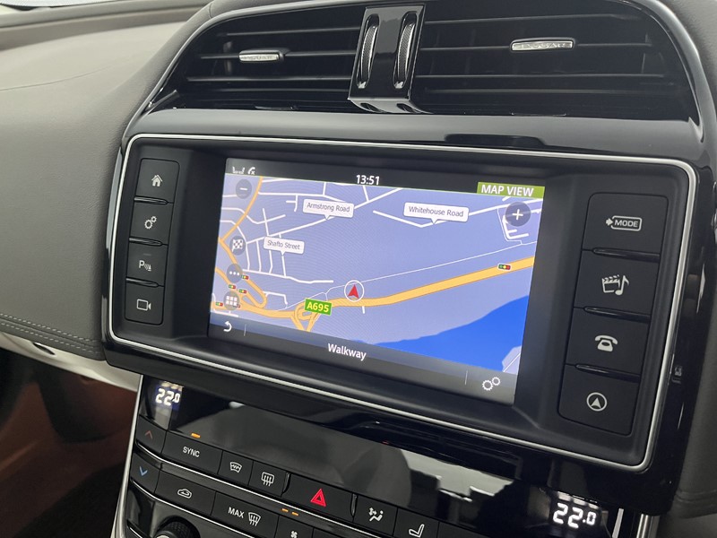 Used Jaguar XE 2017 for sale - 78025624: Photo 17