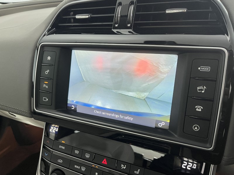 Used Jaguar XE 2017 for sale - 78025624: Photo 18