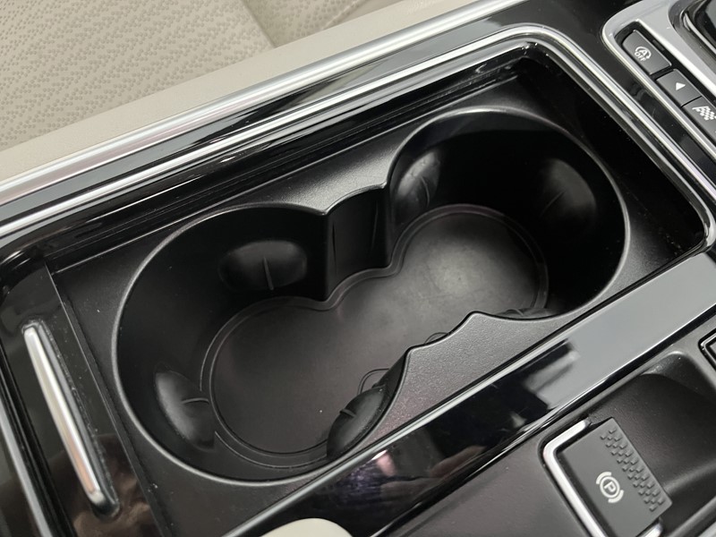 Used Jaguar XE 2017 for sale - 78025624: Photo 31