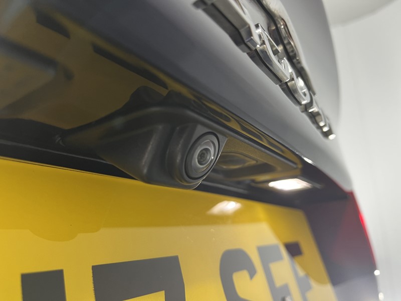 Used Jaguar XE 2017 for sale - 78025624: Photo 43