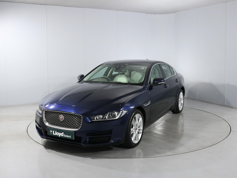 Used Jaguar XE 2017 for sale - 78025624: Photo 44