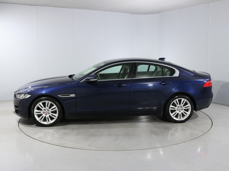 Used Jaguar XE 2017 for sale - 78025624: Photo 46
