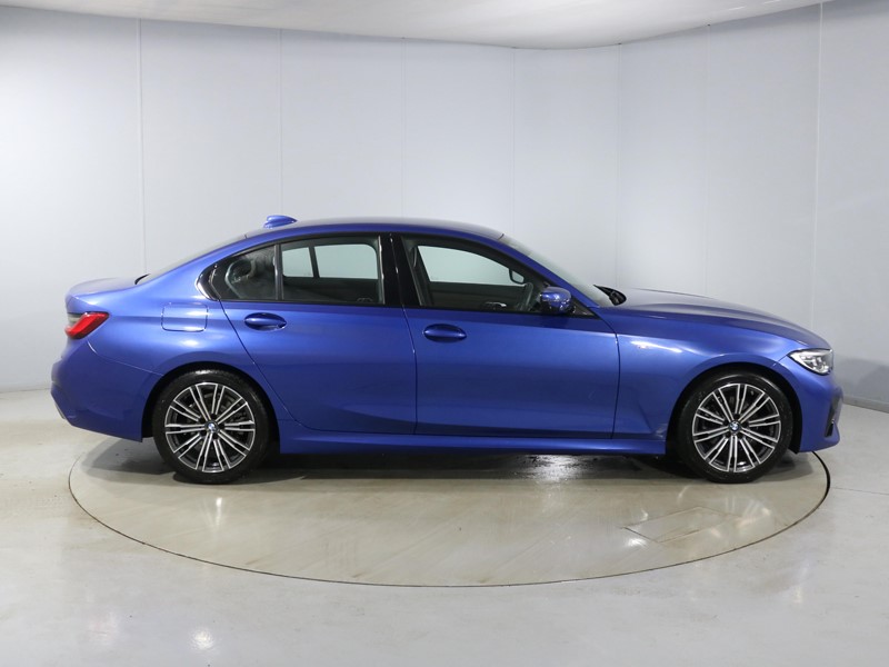 Used BMW 3 Series 2019 for sale - 77137800: Photo 3