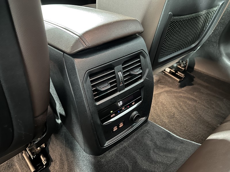 Used BMW 3 Series 2019 for sale - 77137800: Photo 42