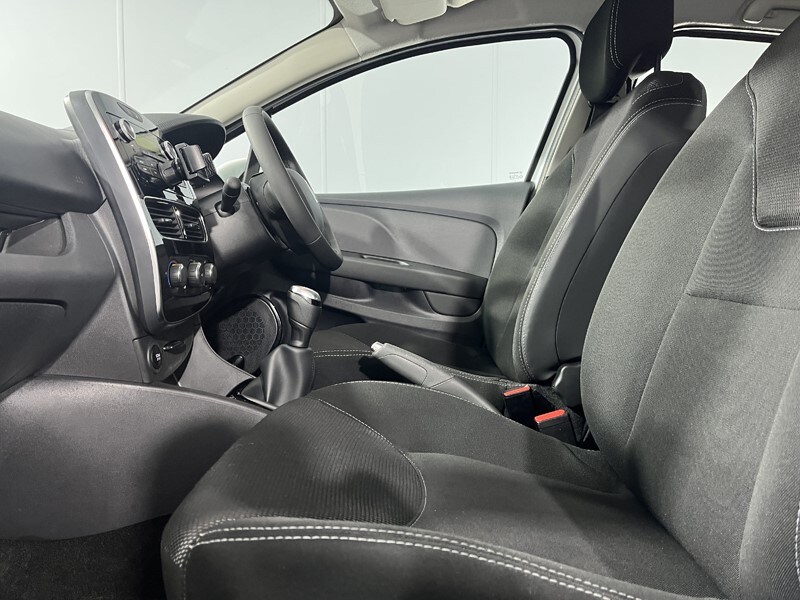 Used Renault Clio 2019 for sale - 77675523: Photo 27