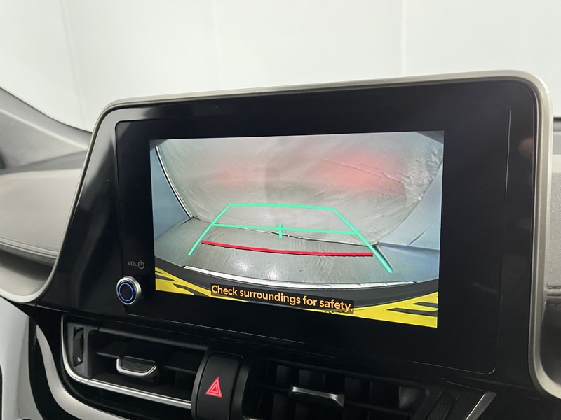 Used Toyota C-HR 2023 for sale - 76981865: Photo 18