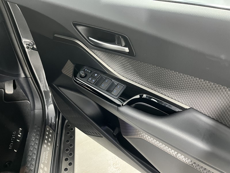 Used Toyota C-HR 2023 for sale - 76981865: Photo 20