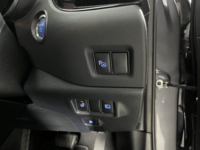 Used Toyota C-HR 2023 for sale - 76981865: Photo 21