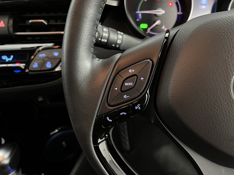 Used Toyota C-HR 2023 for sale - 76981865: Photo 23