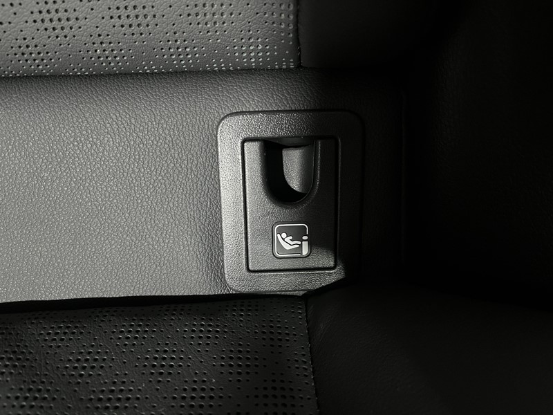 Used Toyota C-HR 2023 for sale - 76981865: Photo 34