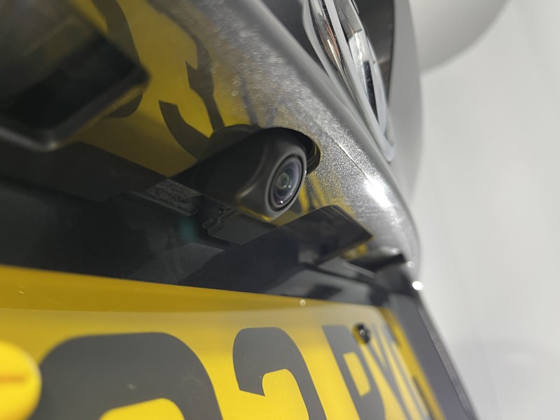 Used Toyota C-HR 2023 for sale - 76981865: Photo 40