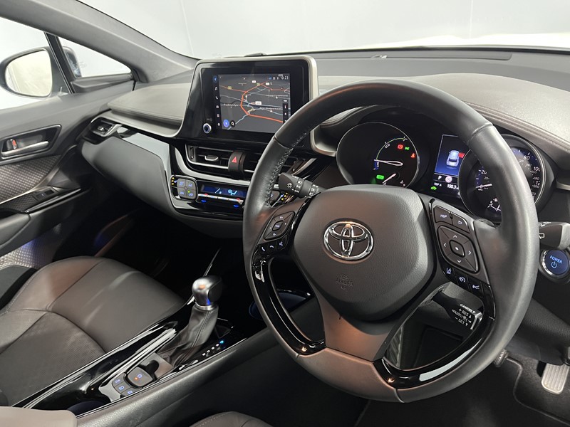 Used Toyota C-HR 2023 for sale - 76981865: Photo 6