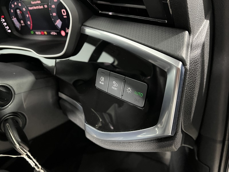 Used Audi Q3 2022 for sale - 77665210: Photo 19