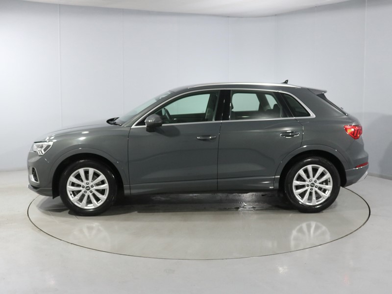 Used Audi Q3 2022 for sale - 77665210: Photo 40