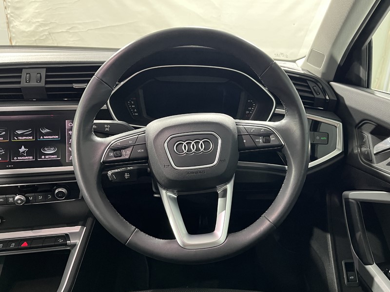 Used Audi Q3 2022 for sale - 77665210: Photo 5