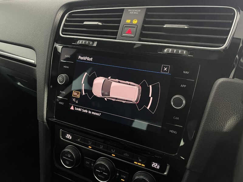 Used Volkswagen Golf 2018 for sale - 77602045: Photo 19