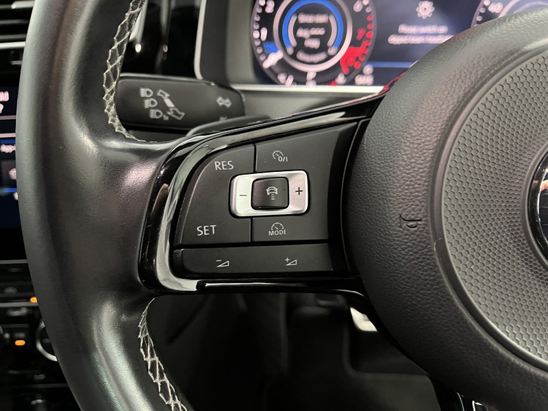 Used Volkswagen Golf 2018 for sale - 77602045: Photo 24