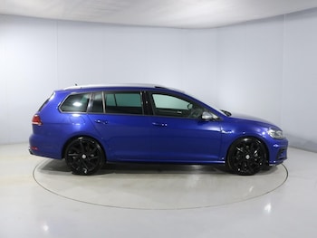 Used Volkswagen Golf 2018 for sale - 77602045: Photo